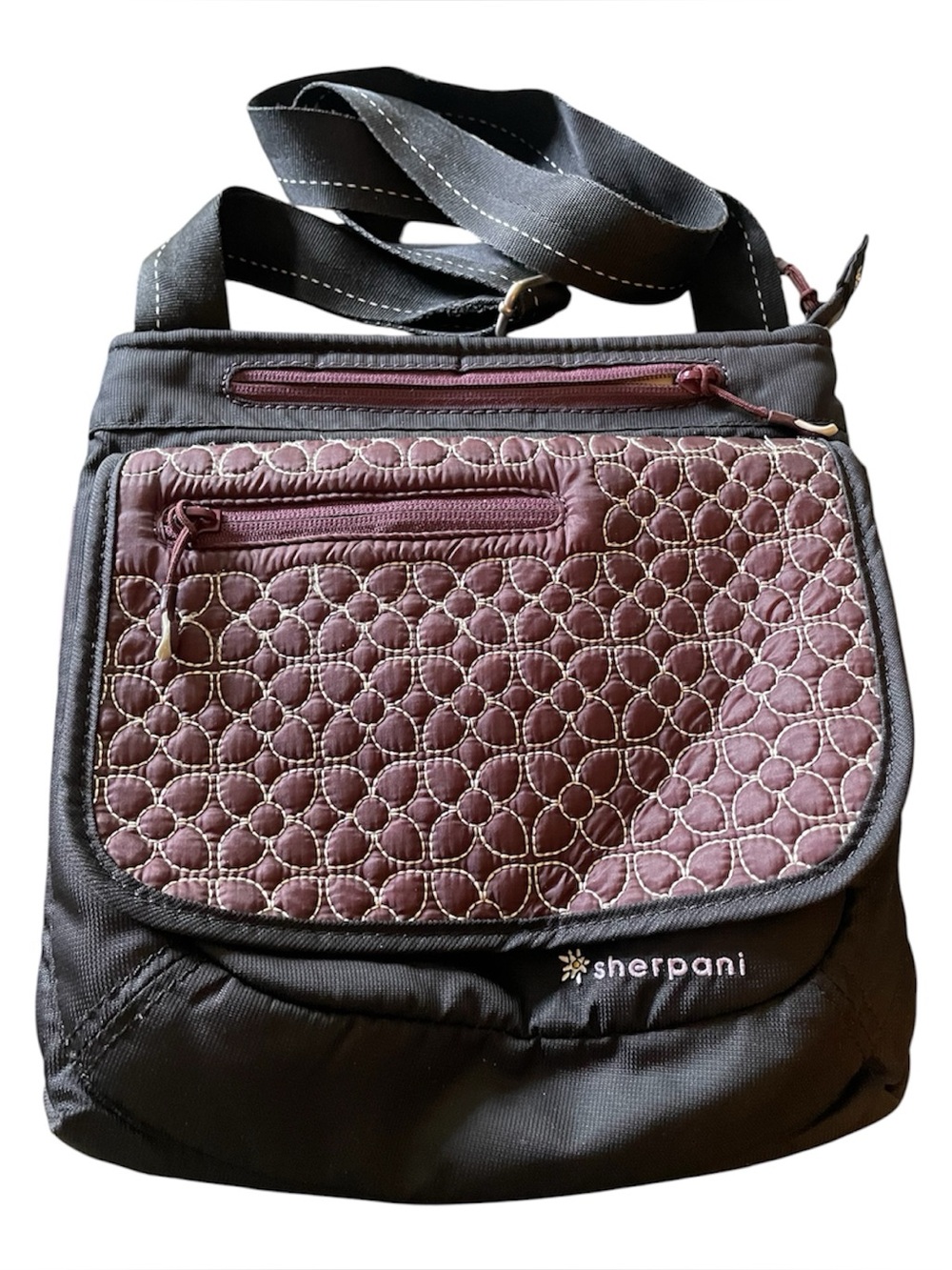 Sherpani Boho Black Burgandy Cross Body Travel Bag Adj Strap